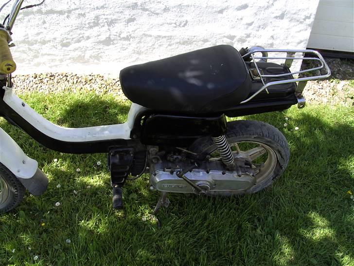 Suzuki fz 50 (solgt) billede 5