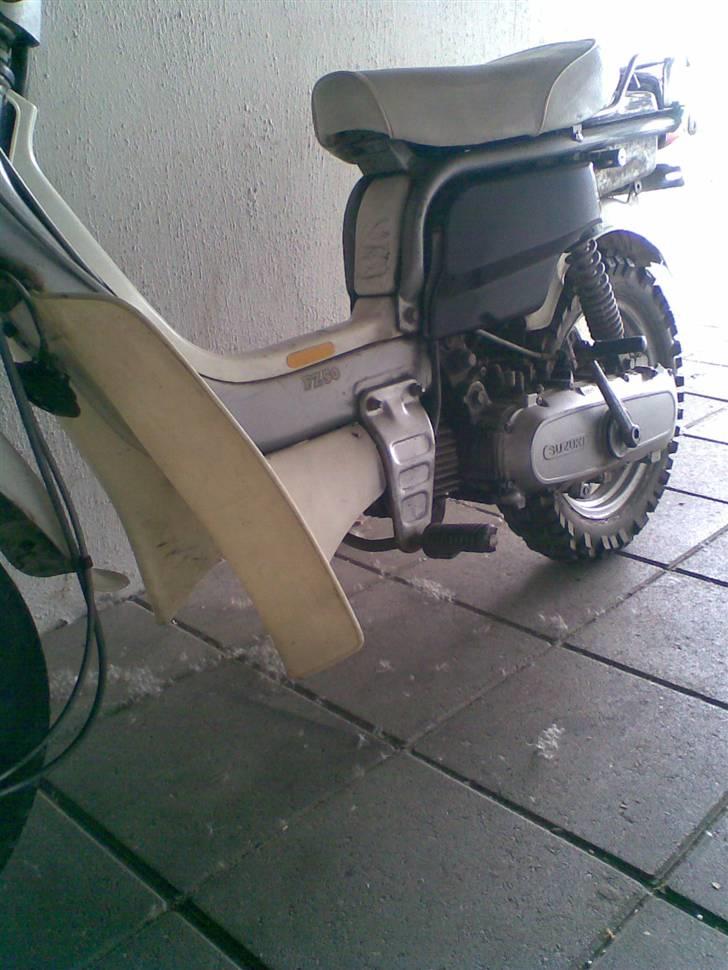 Suzuki FZ50 ( SOLGT ) billede 13