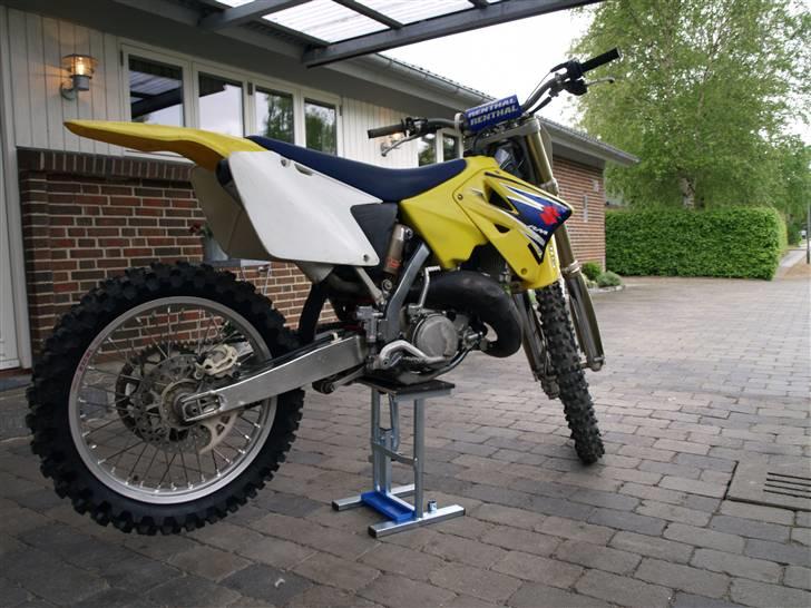 Suzuki RM 125 *SOLGT* billede 7