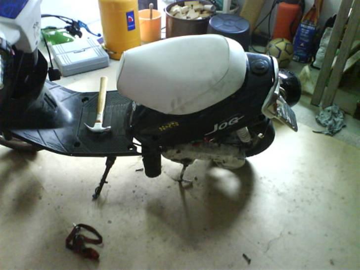 Yamaha Jog fs <3 *SOLGT!* :'( - ** som den står OMBYGNING PÅ VEJ!** billede 3