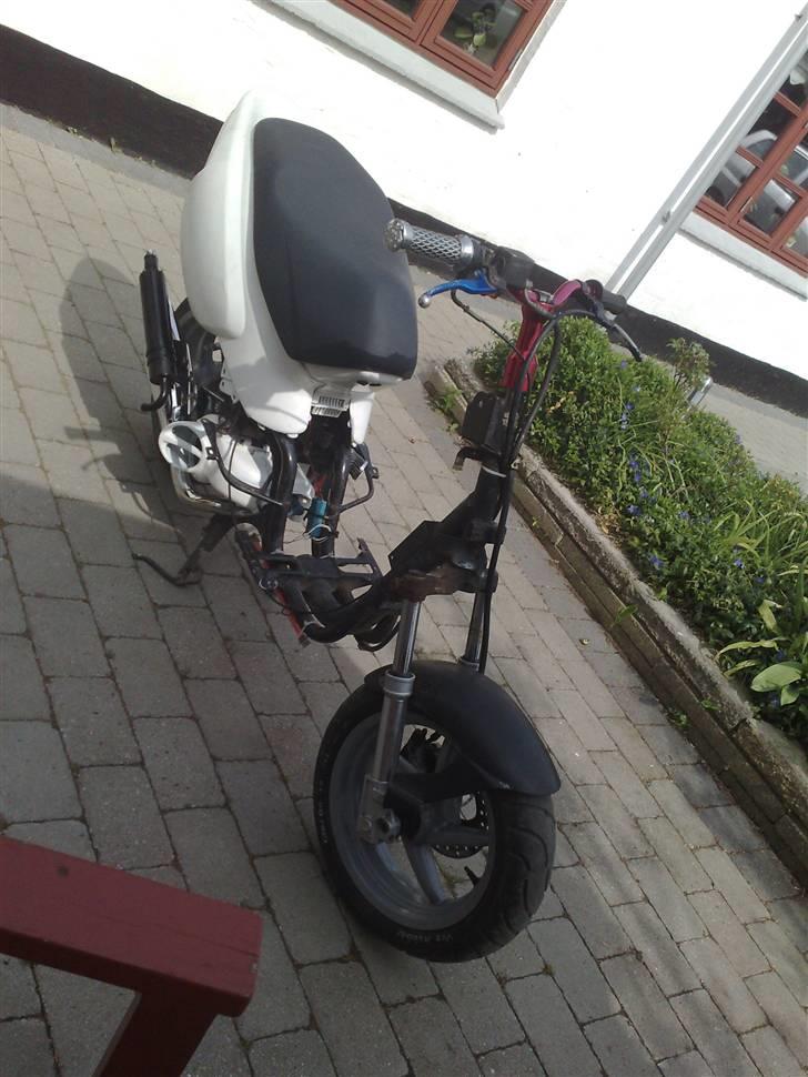 Aprilia RALLY/SR50 bytte jog fs   billede 6