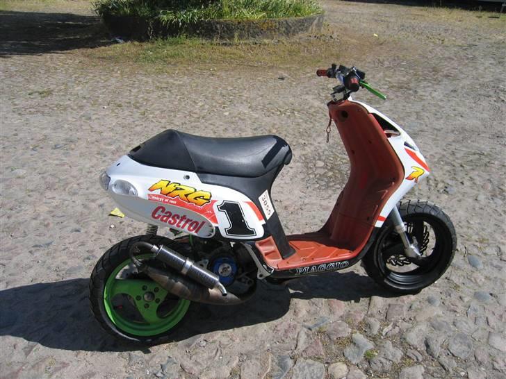 Piaggio Nrg mc1 lc dd solgt :( - Ntt sædet haves også :P billede 2