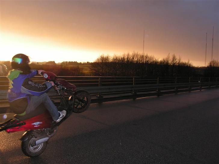 PGO Hot solgt billede 6