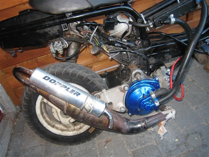 Suzuki FZ50 SOLGT billede 2