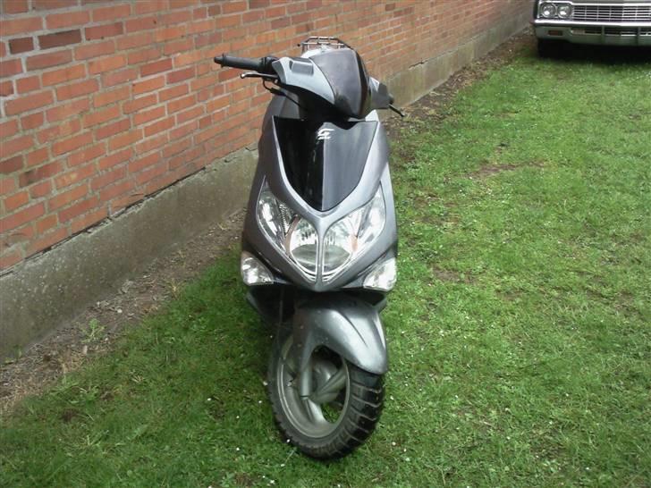 PGO G-max solgt billede 3