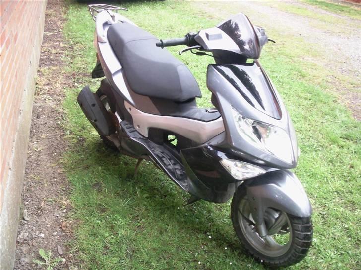 PGO G-max solgt billede 7