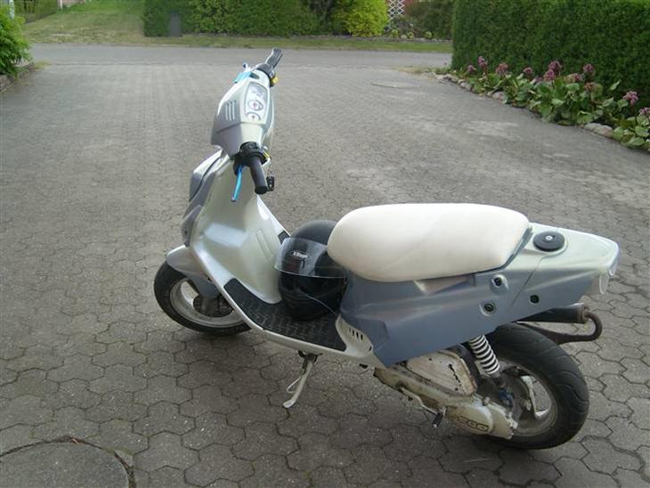 {{currentPhoto.altText}} billede {{currentPhoto.number}}