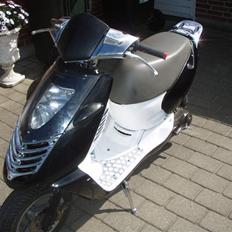 Aprilia Sonic - SOLGT