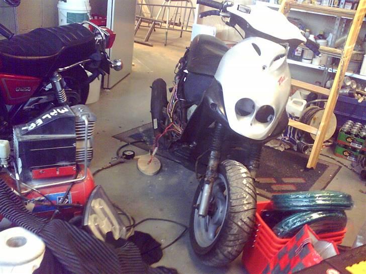 PGO Pmx sport Projekt - pgo pmx med sølv frontskjold på og turbokit udstødning billede 2