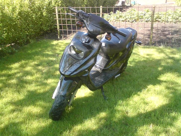 PGO Hot 50 <SOLGT> billede 1