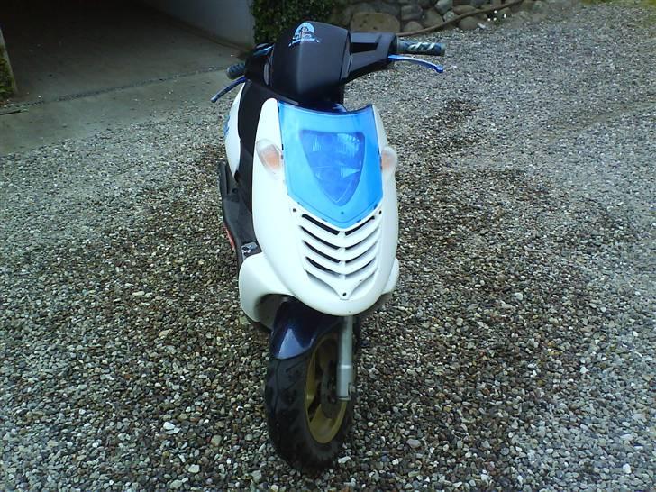 Aprilia Sonic GP, Står hos politi billede 4