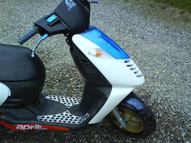 Aprilia Sonic GP, Står hos politi billede 5