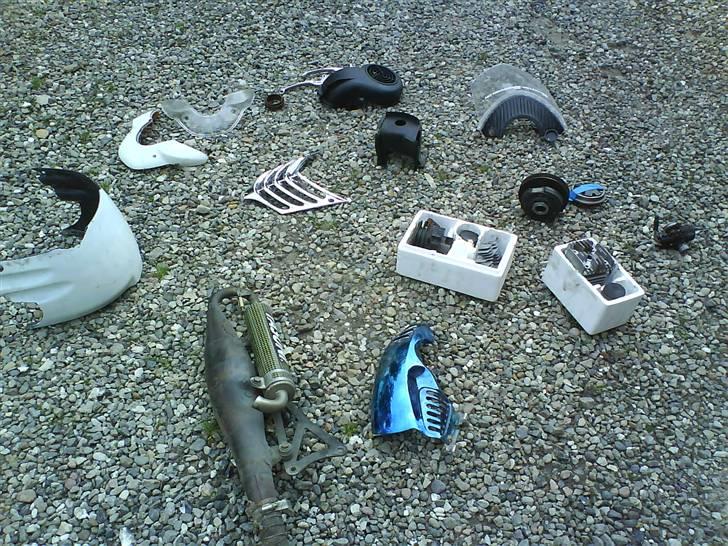 Aprilia Sonic GP, Står hos politi billede 7