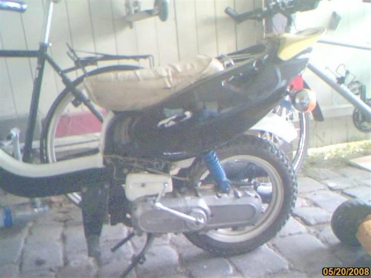 Suzuki FZ50 billede 2