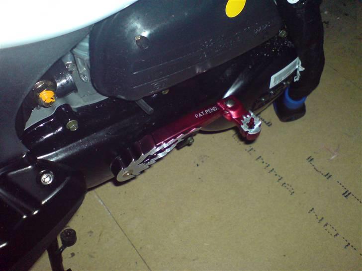 PGO PMX Sport No Fear - Rød kickflame billede 5