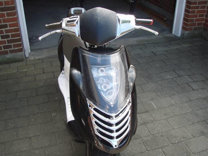 Aprilia Sonic - SOLGT billede 3