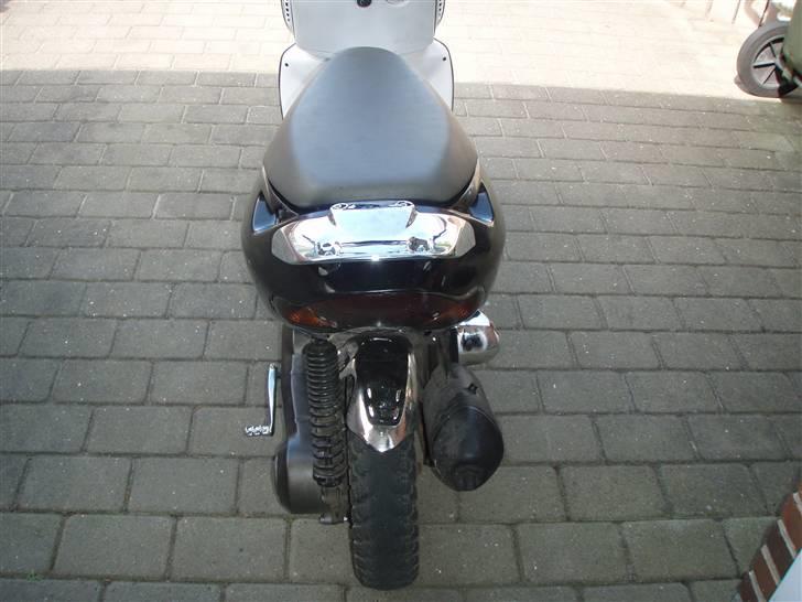 Aprilia Sonic - SOLGT billede 4