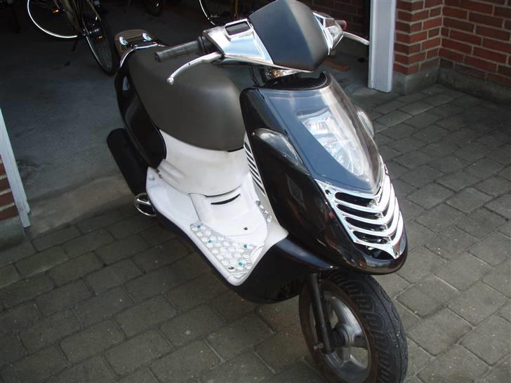 Aprilia Sonic - SOLGT billede 5