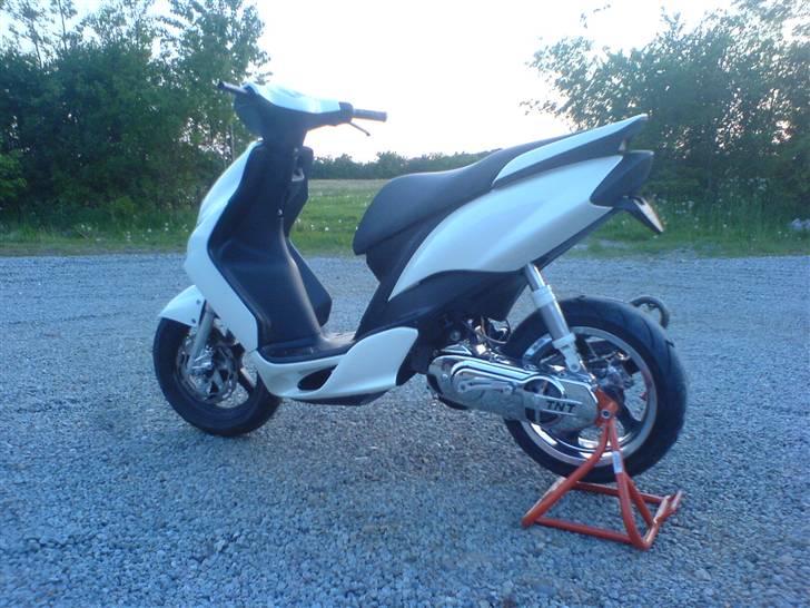 Yamaha Jog R Ombygges  billede 2
