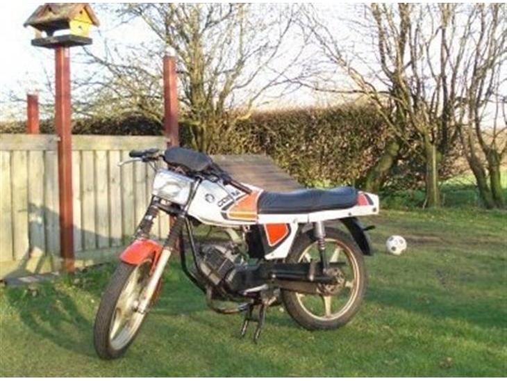 {{currentPhoto.altText}} billede {{currentPhoto.number}}