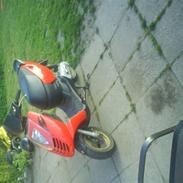 Aprilia sonic AC solgt