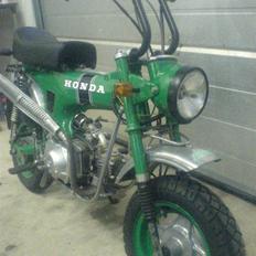 Honda Dax 