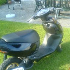 Aprilia sonic Solgt