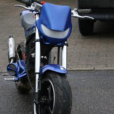 Suzuki Street™ // Solgt! :')