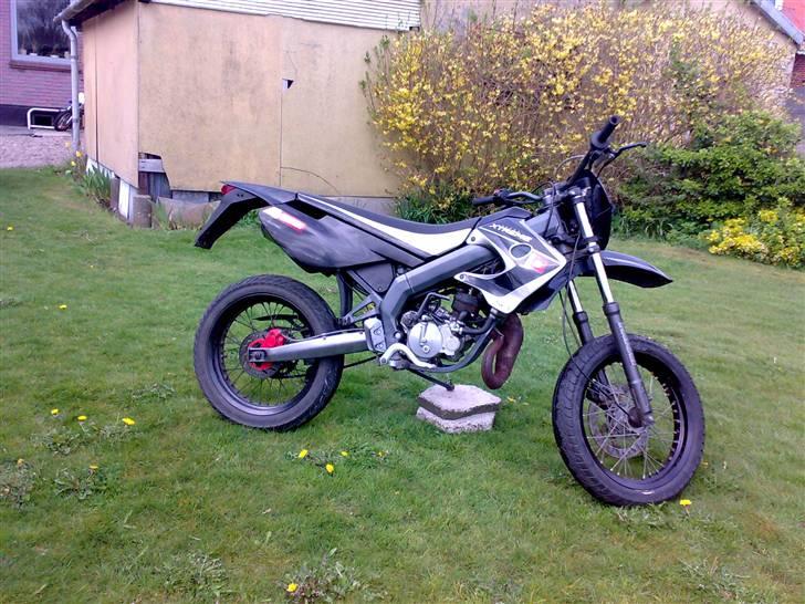 Derbi Senda sm Extreme  - Som den stod da jeg fik den. billede 7