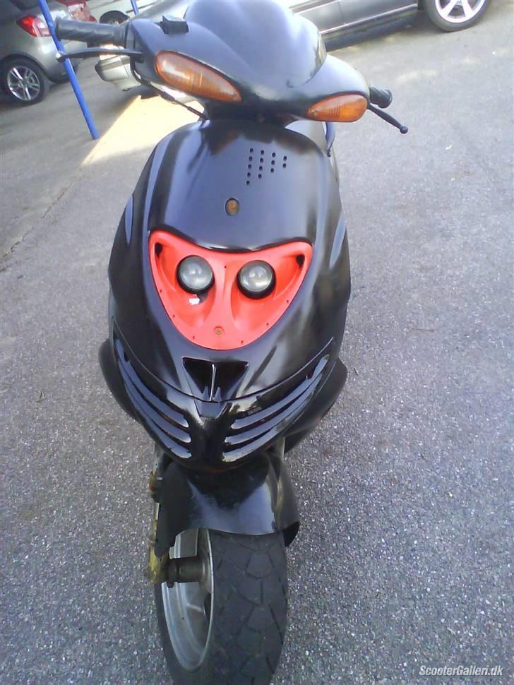 Suzuki katana (projekt) - her forfra billede 1