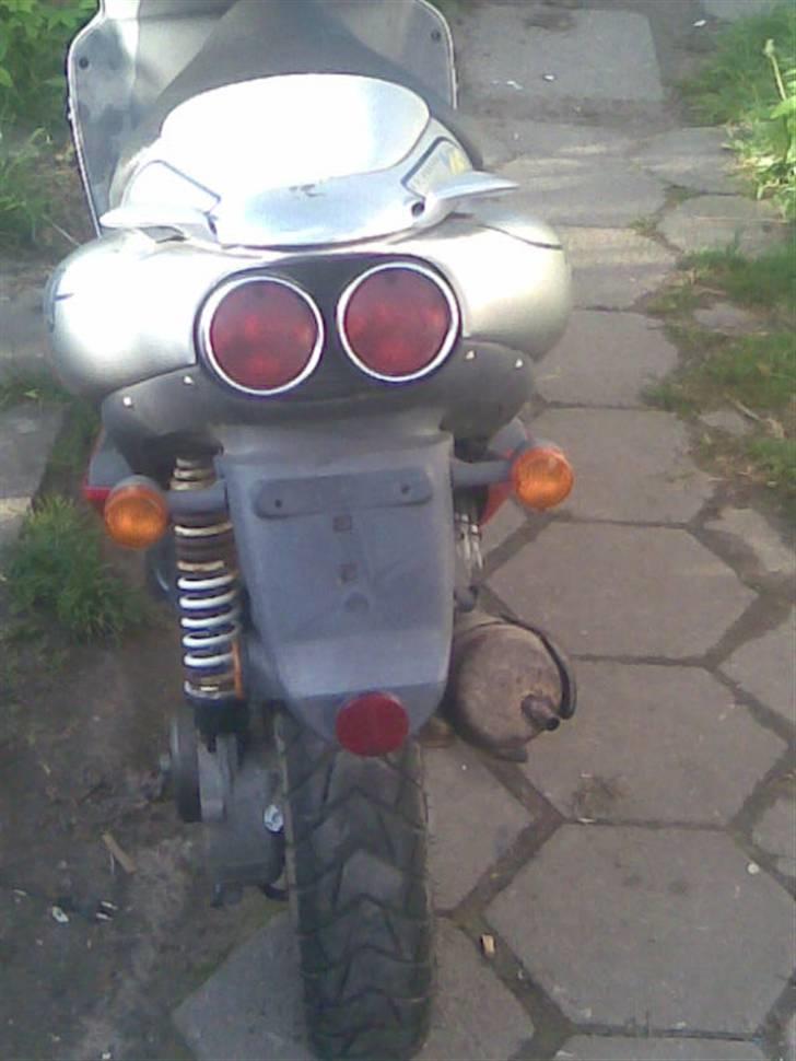 Aprilia sr50 LC Byttet til TKR billede 2