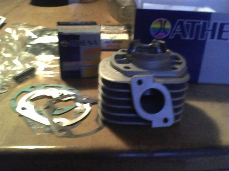 Aprilia Rally solgt - Athena Cylle top og stempel billede 8