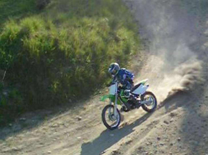 Kawasaki kx 85/65 - [Solgt] - Kawasaki´en træner i næsby billede 10