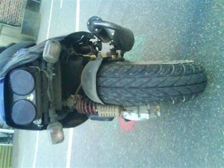 PGO hot 50  SOLGT - hotten med knæk billede 13