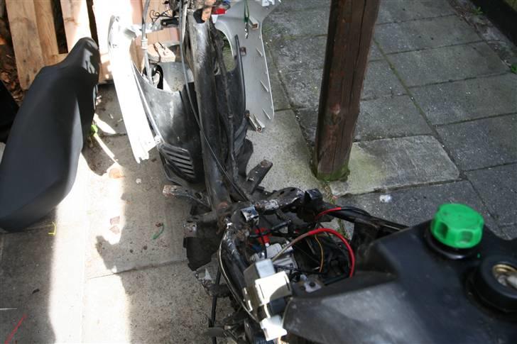 Yamaha JOG R - SOLGT billede 4