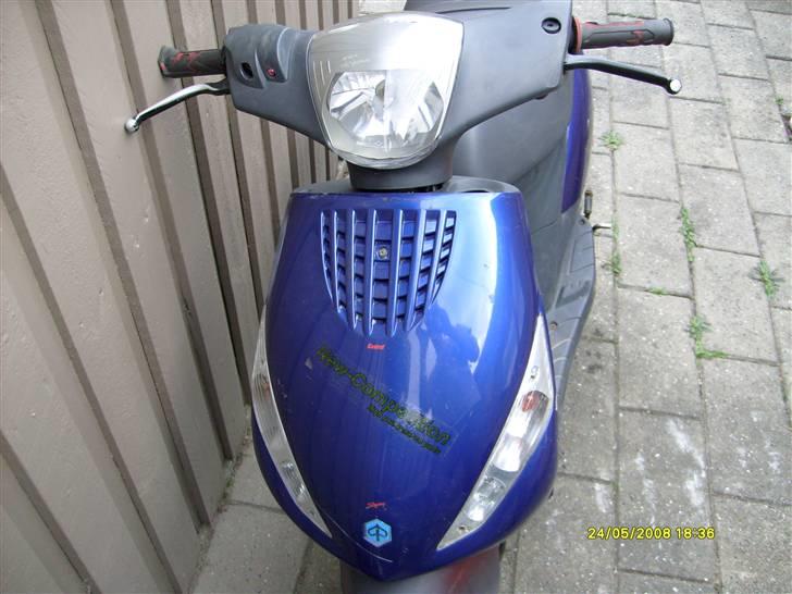 Piaggio new zip ((solgt)) - Så har jeg lige skiftet skjolde :-) (Efter) billede 10
