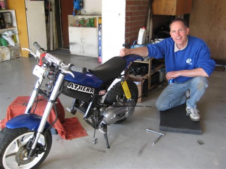 Suzuki Street™ // Solgt! :') - Min Far og street Er stolt af ham Tak for Hjælpen ! billede 4