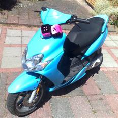 Yamaha jog r solgt  7200