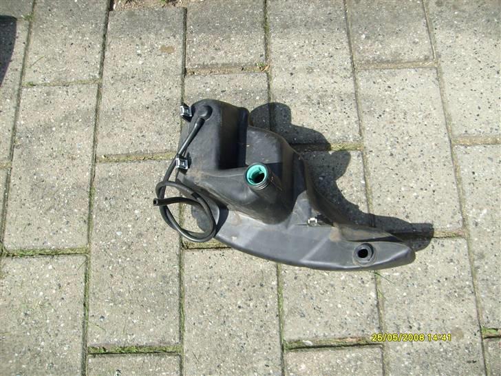 Piaggio new zip ((solgt)) - Olie Tank ( Tilsalg ) billede 20