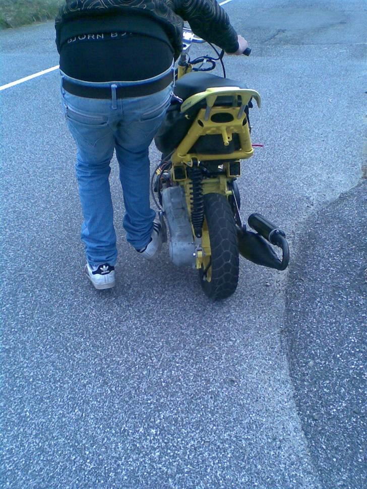 Aprilia Sonic - BYTTET - det var lige da stemplet havde sat sig, så kunne ikke få den igang  billede 6