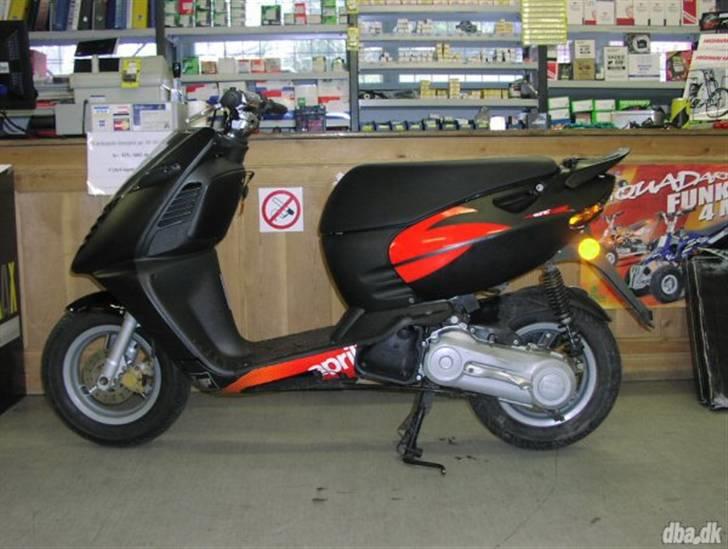 Aprilia #Sonic'^ ²ºº5 <3  * VÆK * - Sådan så hun ud, da jeg købte hende :´) <3 Iiii´ Daaarling umfh.. billede 9