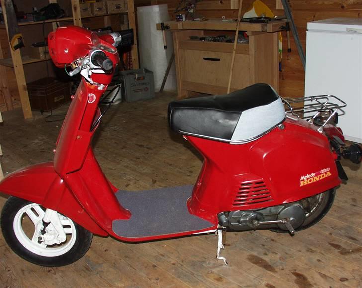Honda melody deluxe - sådan som den ser ud nu billede 1