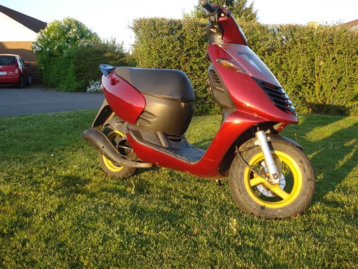 Aprilia Sonic //Solgt// :S - ligner fælgene er gule men de er guld farvet billede 8