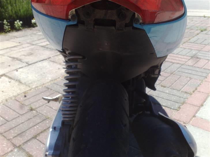 Yamaha jog r solgt  7200 billede 4