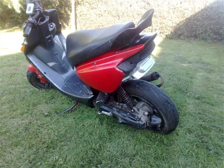 Yamaha spy (SOLGT) billede 9