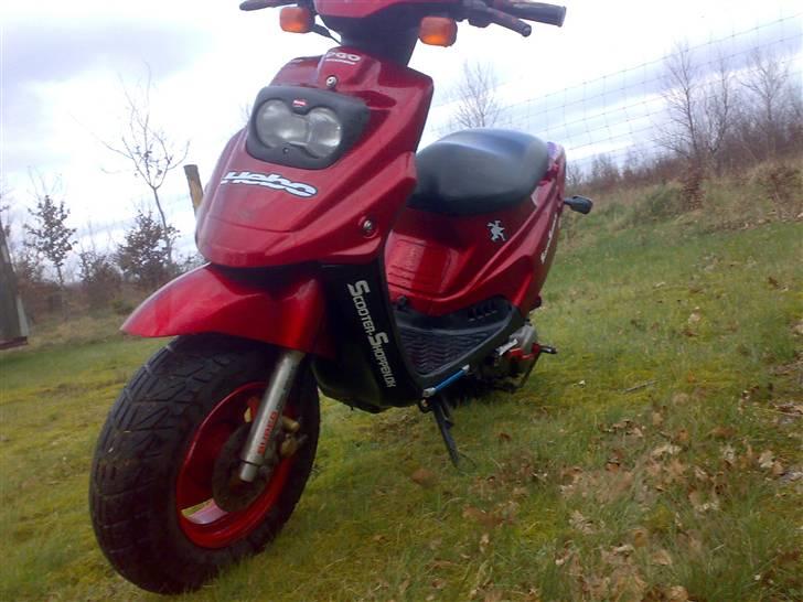 PGO Hot / Red Devil / TILSALG - Inden Den Skulle Laves Til Baneracer! billede 3