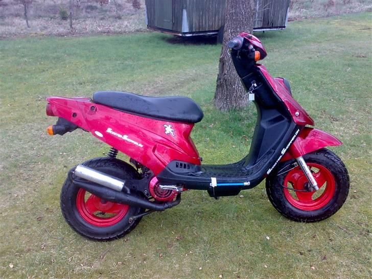 PGO Hot / Red Devil / TILSALG - Inden Den Skulle Laves Til Baneracer! billede 4