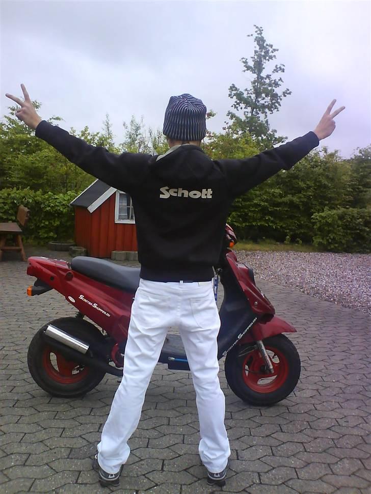 PGO Hot / Red Devil / TILSALG - Inden Den Skulle Laves Til Baneracer! billede 8