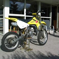 Suzuki rm 85 - SOLGT :)