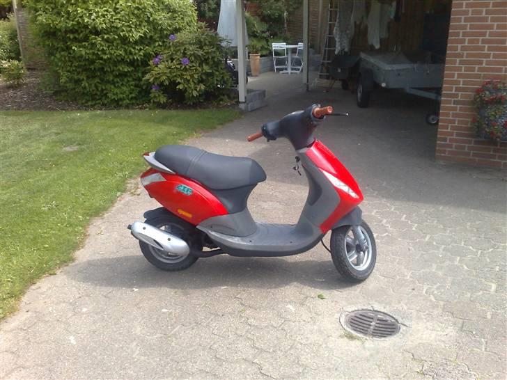 Piaggio new zip (solgt) billede 1